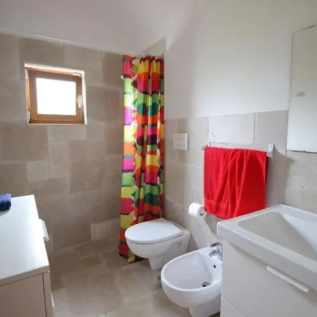 Sleeps 8 Pool Air Con Wifi