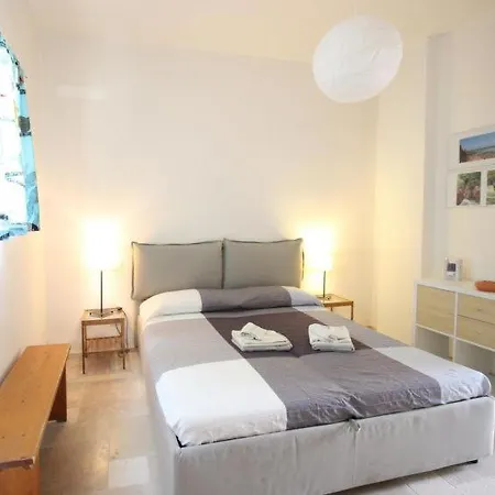 بيت للعطل Sleeps 8 Pool Air Con Wifi *
